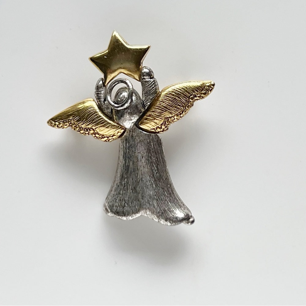 Vintage Liz Claiborne Angel Brooch